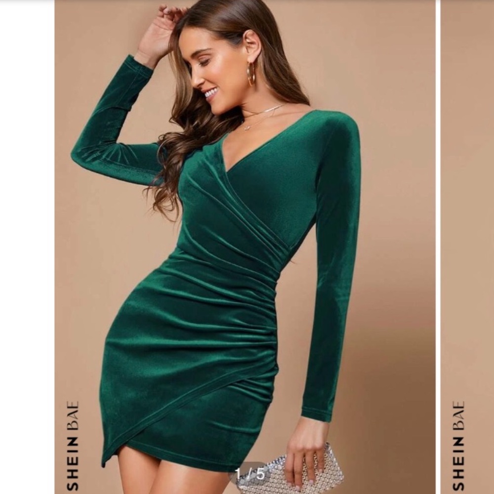 SHEIN Wrap Front Ruched Detail Velvet Dress in Dark Green size 6/M